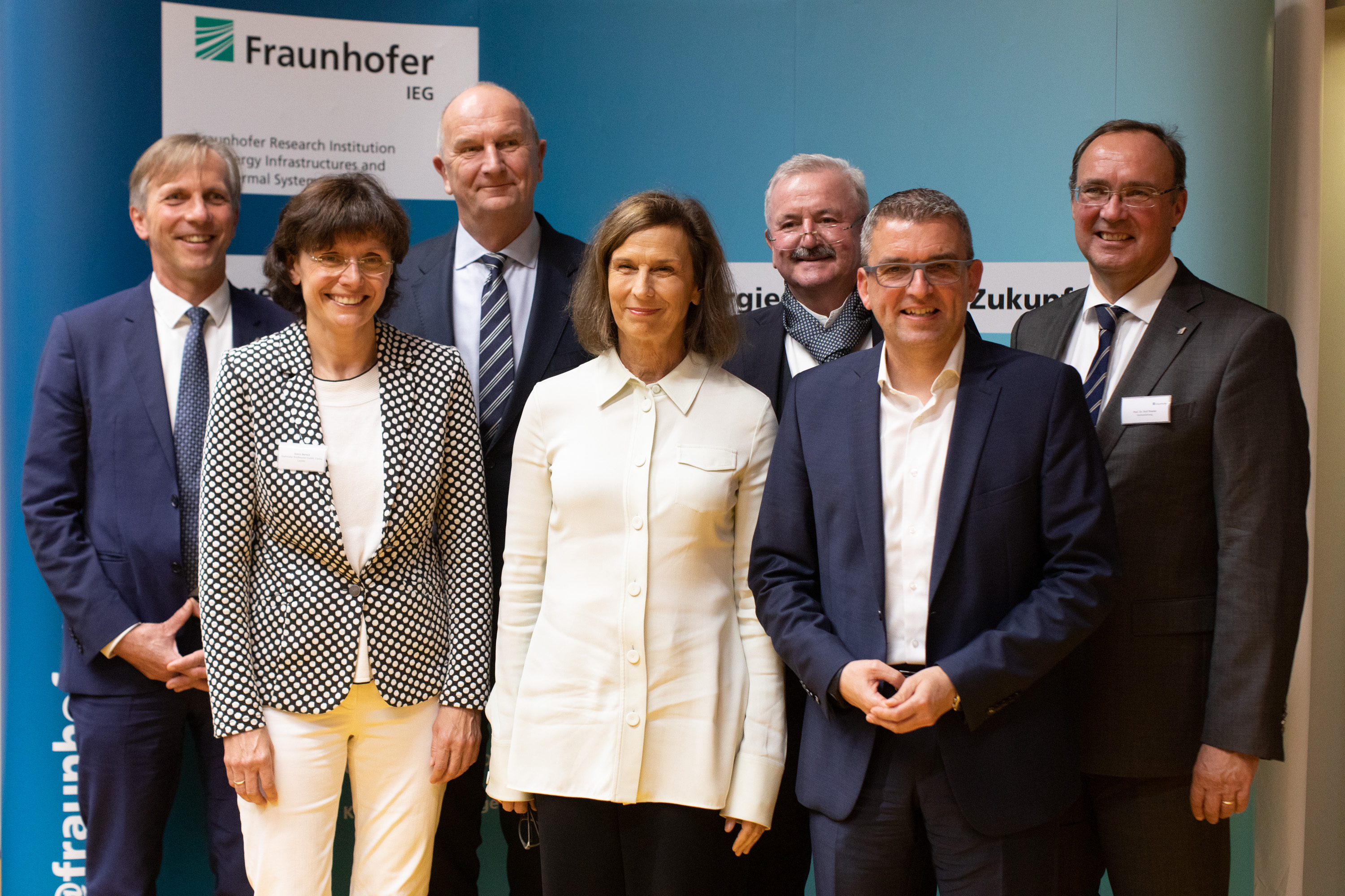 Bei der Gründungsveranstaltung des Fraunhofer IEG trafen sich Bei der Gründungsveranstaltung des Fraunhofer IEG trafen sich (v.l.n.r)